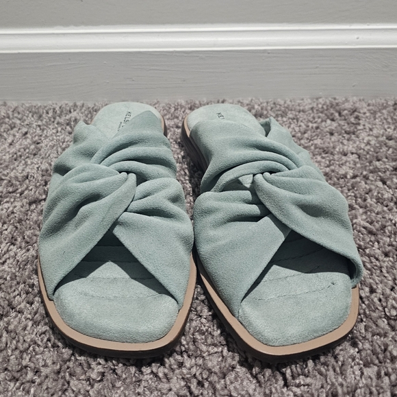 Kelsi Dagger Blue Suede Twist Tide Slide Sandals Size 7 - Picture 2 of 9